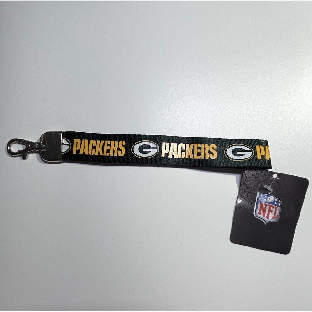 NFL Green Bay Packers Wristlet Lanyard Keychain Officially Licensed